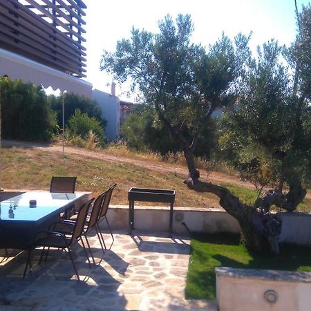 Maisonette Close To The Beach Никити Экстерьер фото