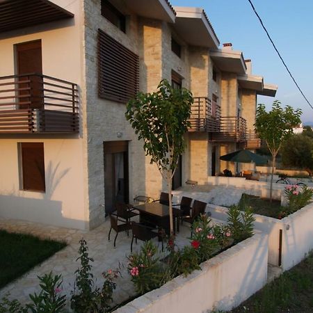 Maisonette Close To The Beach Никити Экстерьер фото