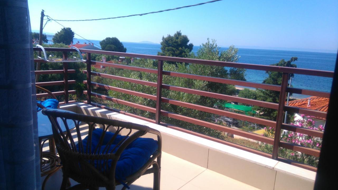 Maisonette Close To The Beach Никити Экстерьер фото